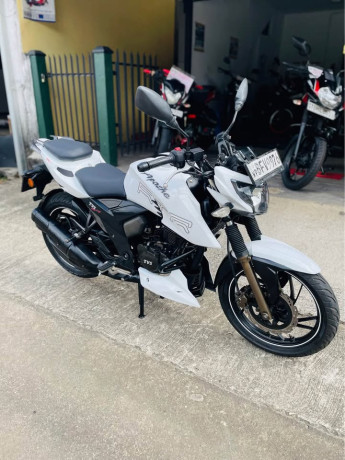 tvs-apache-200-big-0