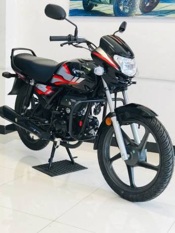 hero-deluxe-xoom-xtream-125-big-2