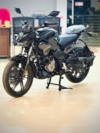 hero-deluxe-xoom-xtream-125-big-0