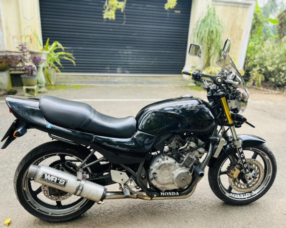 honda-jade-t-number-tt-big-3