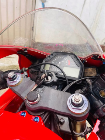 honda-cbr600rr-big-4