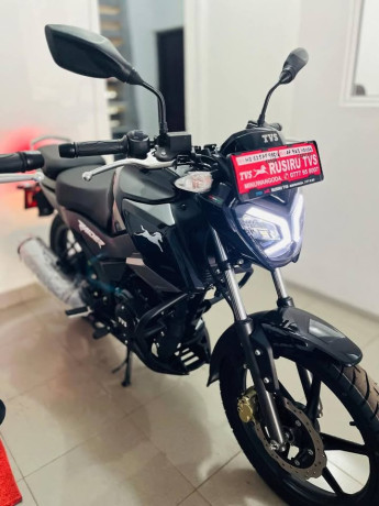 tvs-raider-125-big-0