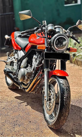 yamaha-srx-400-big-0