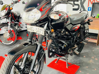 bajaj-discover-135cc