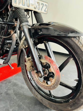 bajaj-discover-135cc-big-1