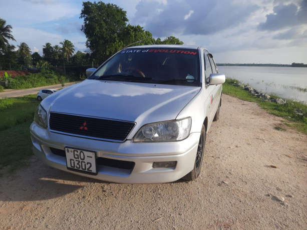 Mitsubishi lancer cs1 2001