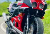 Honda cbr 250 gullarm 2005