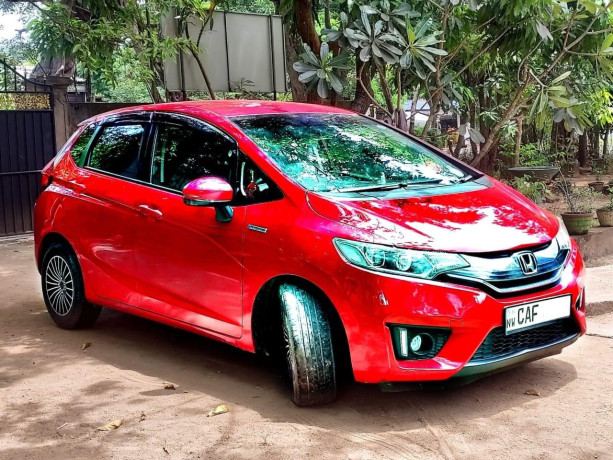 HONDA FIT GP5 2015