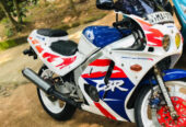 Honda cbr 250 mc19 2005