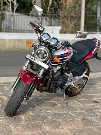 Honda hornet ch150 2011